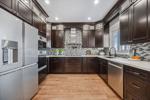 47 Mojave Crescent, ON L4S 1R7