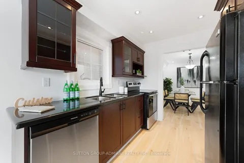 55 Thornbury Circle, ON L4J 5C3