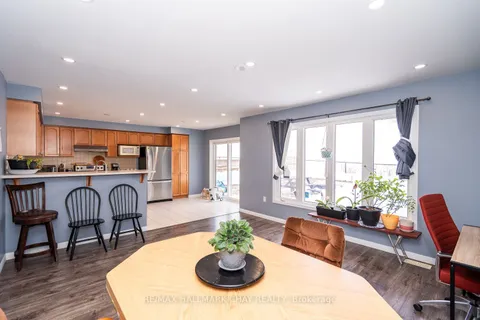 38 Steele Street, ON L9R 0E6