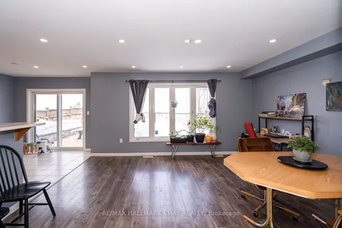 38 Steele Street, ON L9R 0E6