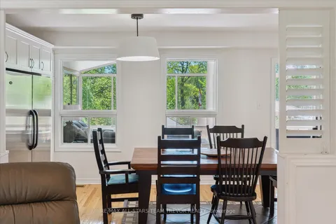 31 Riveredge Drive, ON L4P 2N8