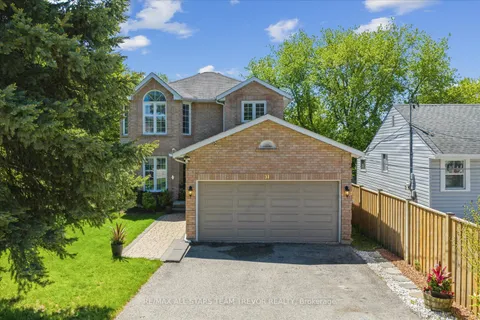 31 Riveredge Drive, ON L4P 2N8