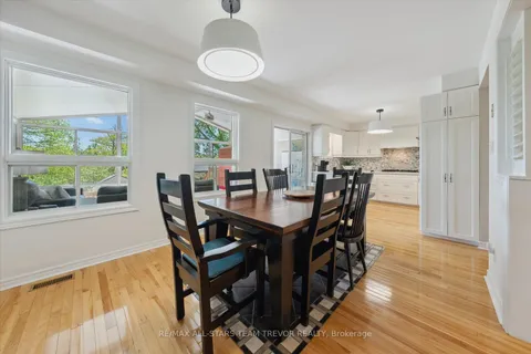 31 Riveredge Drive, ON L4P 2N8