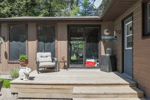 20 The Pines Lane, ON L0C 1H0