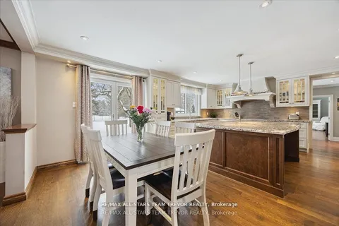346 Bennet Drive, ON L7B 1G7