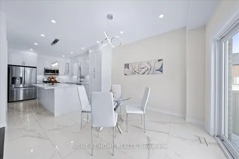 136 Noble Drive, ON L3Z 2A5
