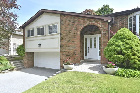102 Romfield Circuit, ON L3T 3H6