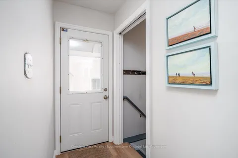 31 Sunset Street, ON L9N 1H1
