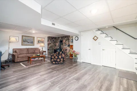 31 Sunset Street, ON L9N 1H1