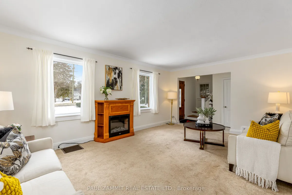 35 John Street, ON L3T 1Y1