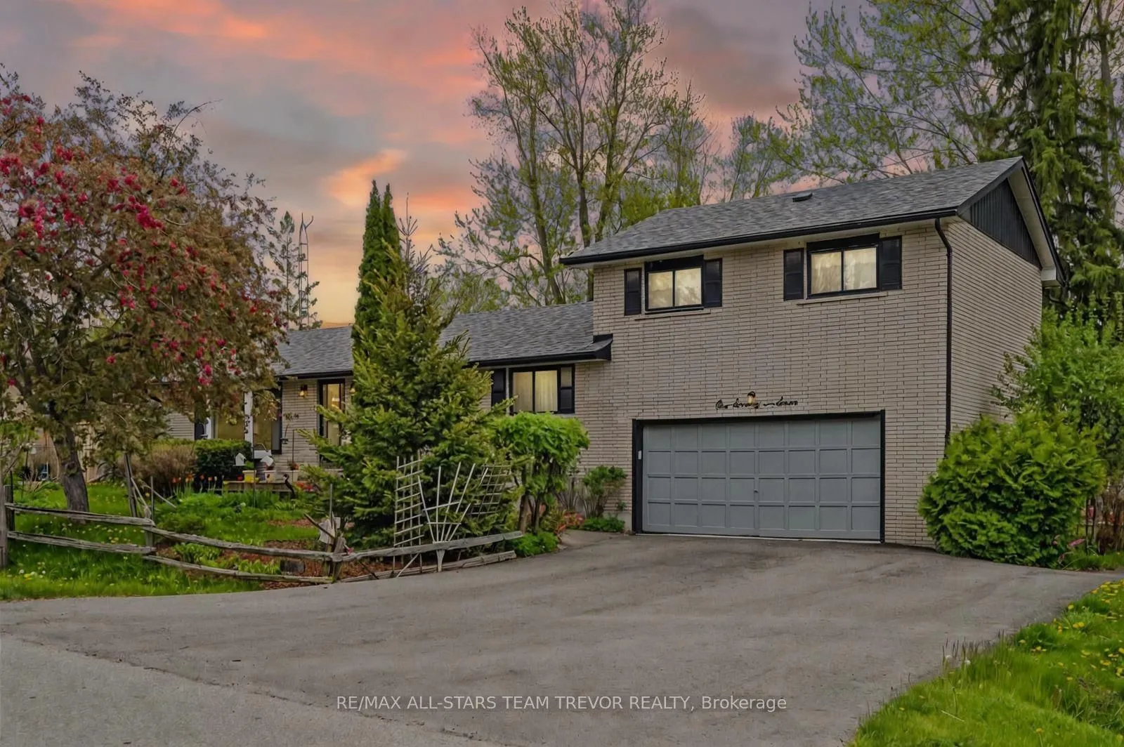177 Frederick Street, ON L4P 2J2