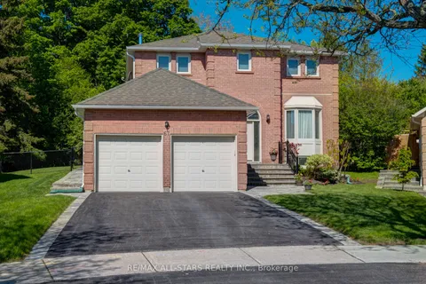 67 Autumn Way, ON L4G 4P5