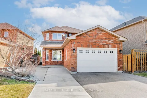 98 Royalpark Way, ON L4H 1J5