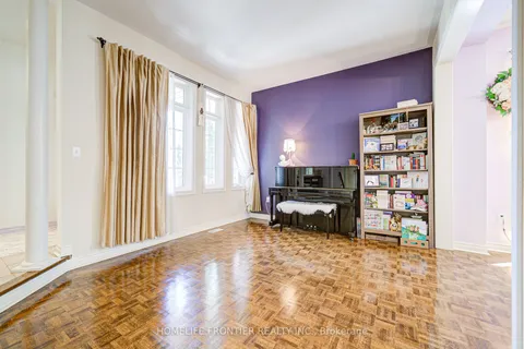 190 Forestwood Street, ON L4S 1Y1