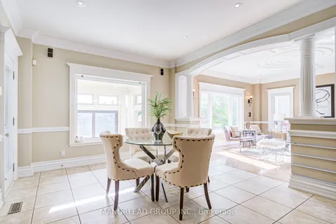 7 Ormsby Court, ON L4B 4P8