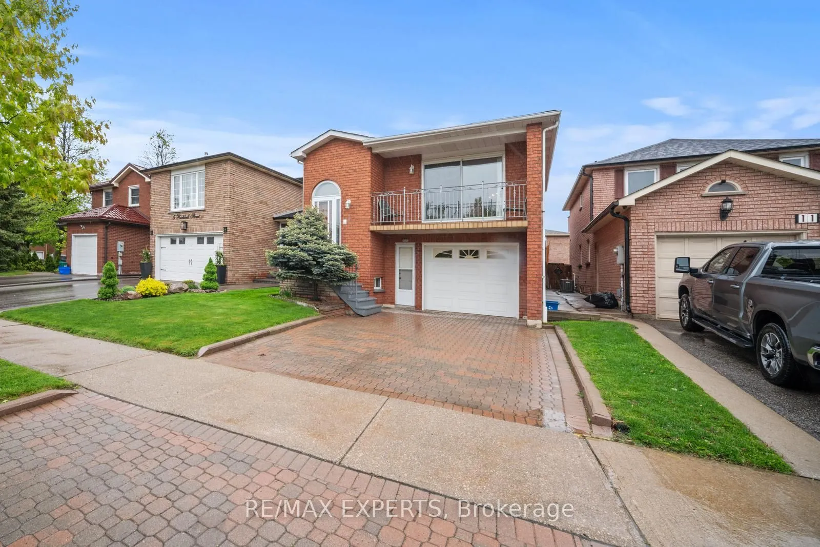 9 Richbell Street, ON L4J 5W5
