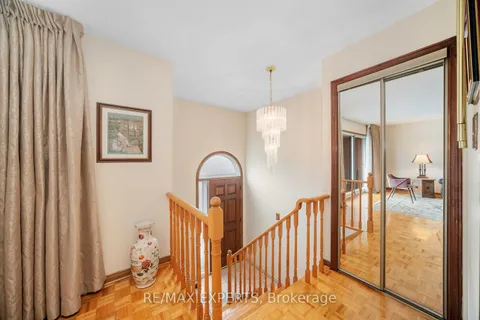 9 Richbell Street, ON L4J 5W5