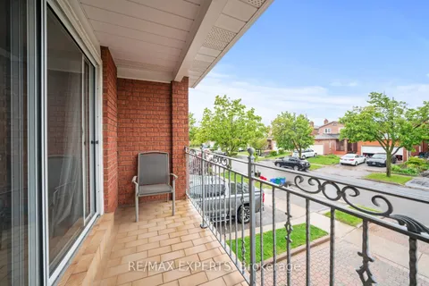 9 Richbell Street, ON L4J 5W5