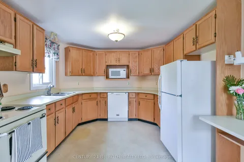 4 Gander Cove Court, ON L9S 1R9