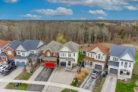 58 Blanchard Crescent, ON L8M 1B5