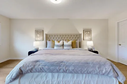 967 Comfort Lane, Newmarket, ON L3X 1V7