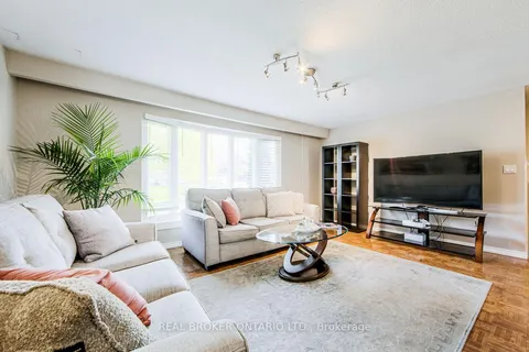44 Mark Street, ON L4G 3J5
