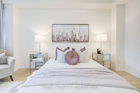 3 Carneros Way, ON L6B 1R2