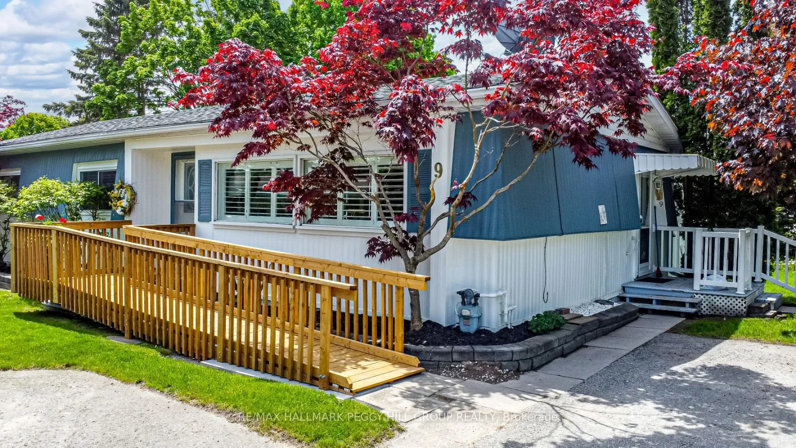 9 Green Glade Court, ON L9S 1P3