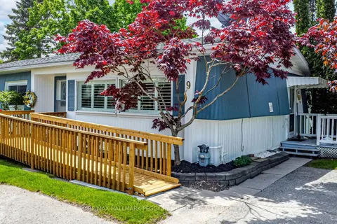 9 Green Glade Court, ON L9S 1P3
