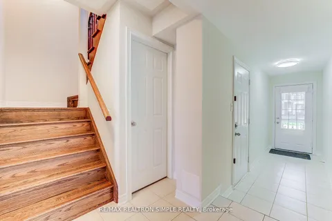 304 Delray Drive, ON L6E 0R1