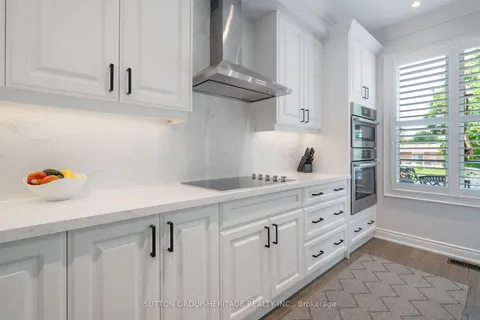 54 Robb Thompson Road, ON L0G 1M0