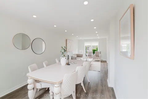 971 Leslie Valley Drive, ON L3Y 7E7