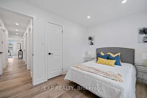 12 Davidson Road, ON L4G 2B1