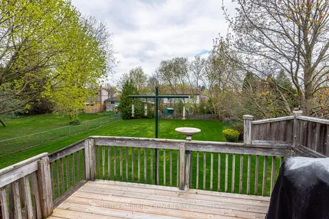 78 Howard Road, ON L3Y 3G7