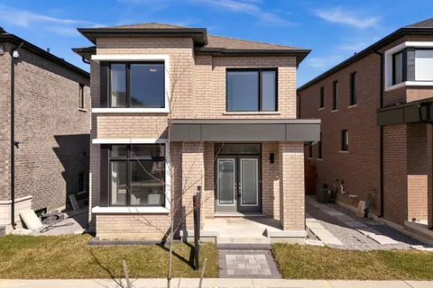 10 Sam Priestley Avenue, ON L6B 1P1
