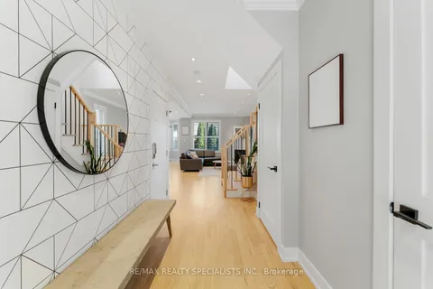 25 Grapevine Drive, ON L4H 2W3