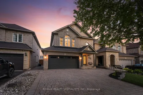 25 Grapevine Drive, ON L4H 2W3