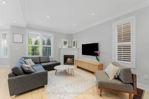 25 Grapevine Drive, ON L4H 2W3