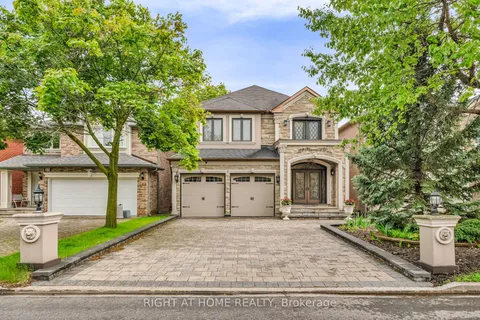29 Pinewood Drive, ON L4J 5P4