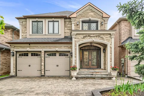 29 Pinewood Drive, ON L4J 5P4