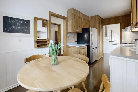 4 Kitsilano Crescent, ON L4C 5A5