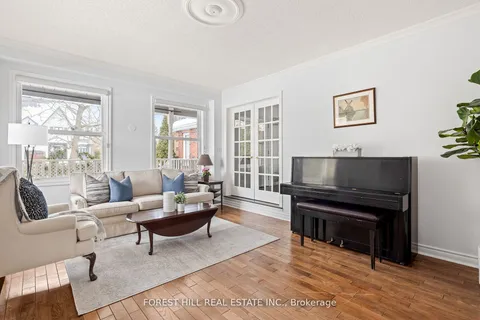 87 George Street, ON L4G 2S3