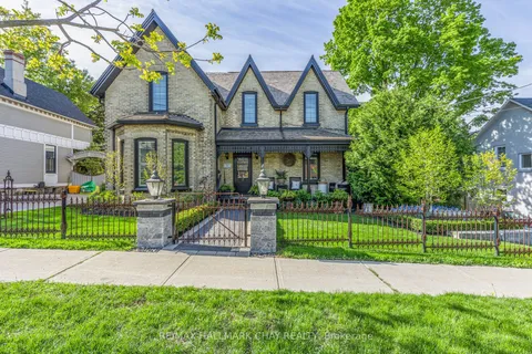 11 Catherine Avenue, ON L4G 1K4