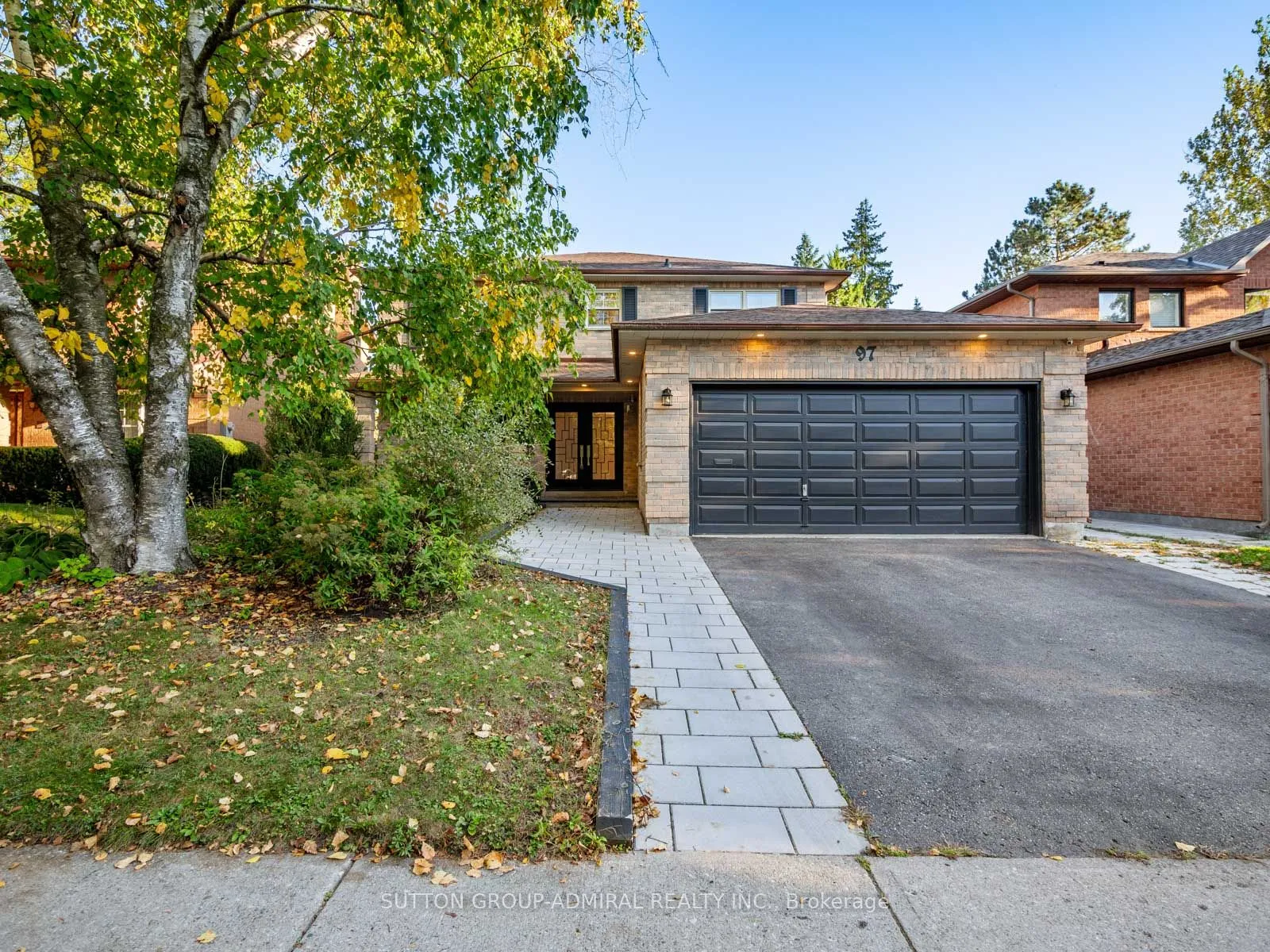 97 Golf Links Drive, ON L4G 3V4