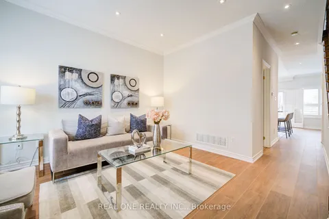 5 Berringer Street, ON L4B 4G4