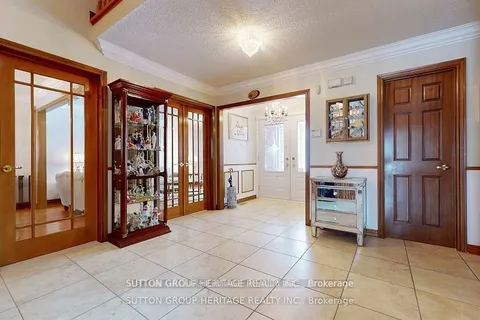 25 Jimston Drive, ON L3R 6S1