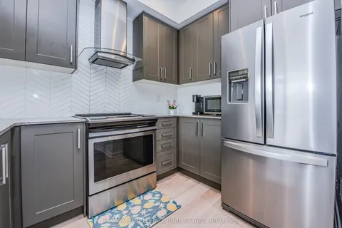118 Dalhousie Street, ON L4L 0L7