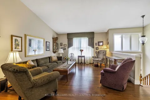 817 Elgin Street, ON L3Y 3B9