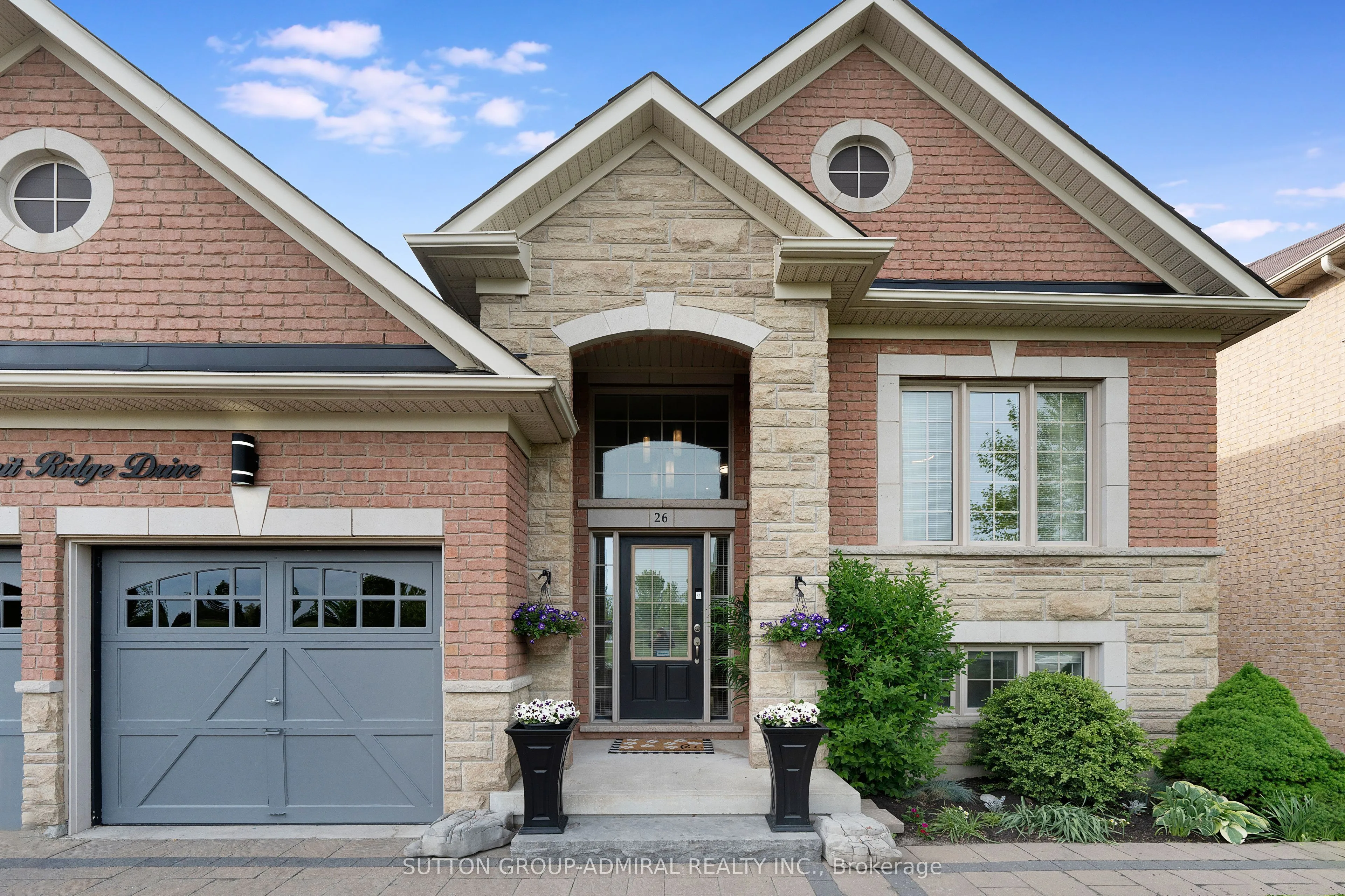 26 Summit Ridge Drive, King, ON L0G 1T0