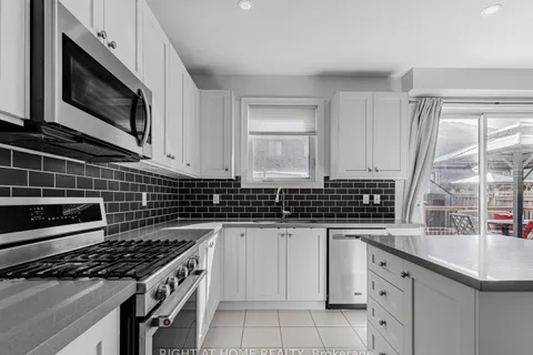 214 Stevenson Crescent, ON L3Z 0T1